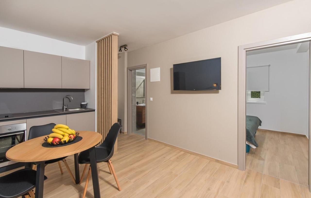 Apartment Vitamare โปเรช ภายนอก รูปภาพ