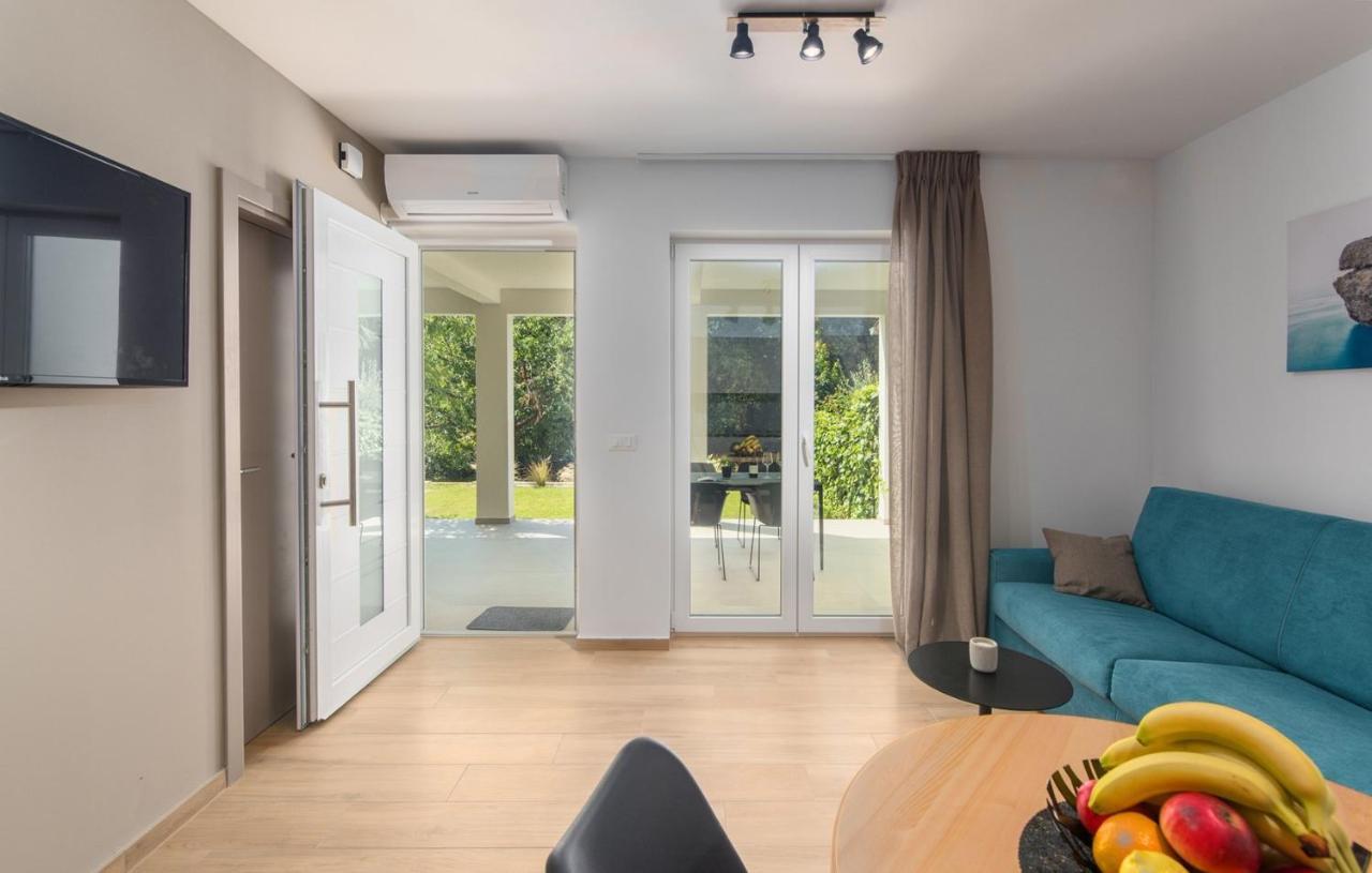 Apartment Vitamare โปเรช ภายนอก รูปภาพ